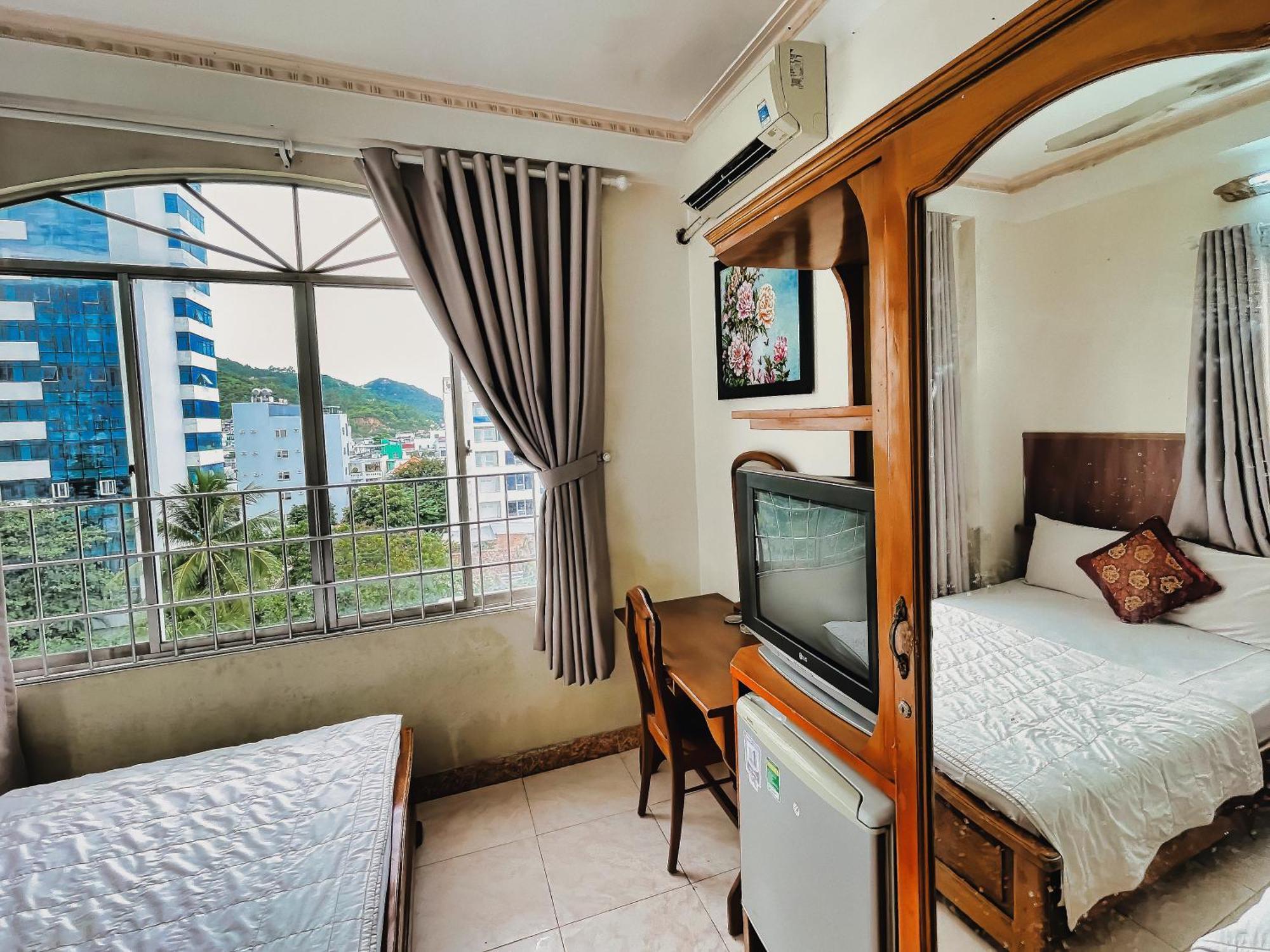 Quang Vinh 2 Hotel Nha Trang Exterior foto